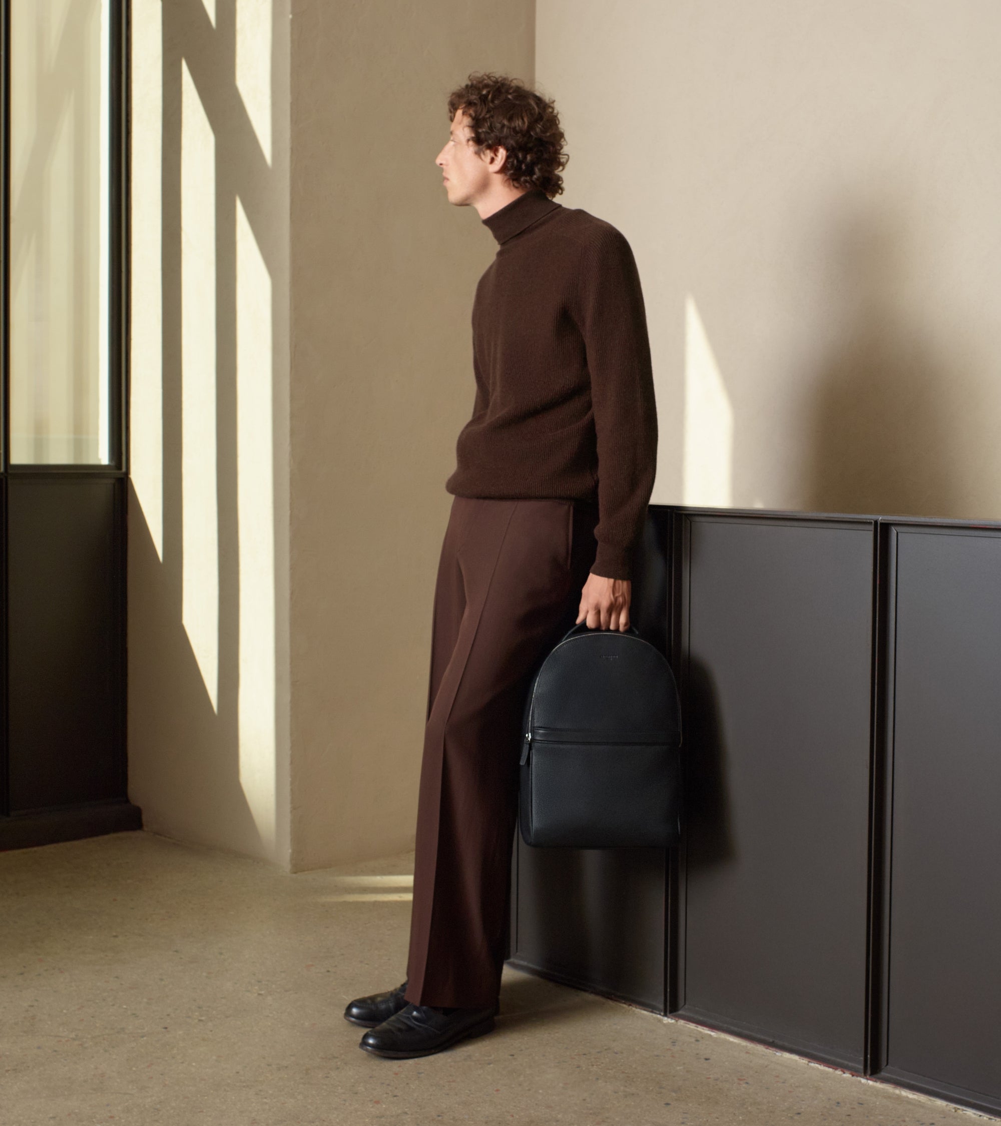 Rucksack Charles aus genarbtem Leder mit Reißverschluss