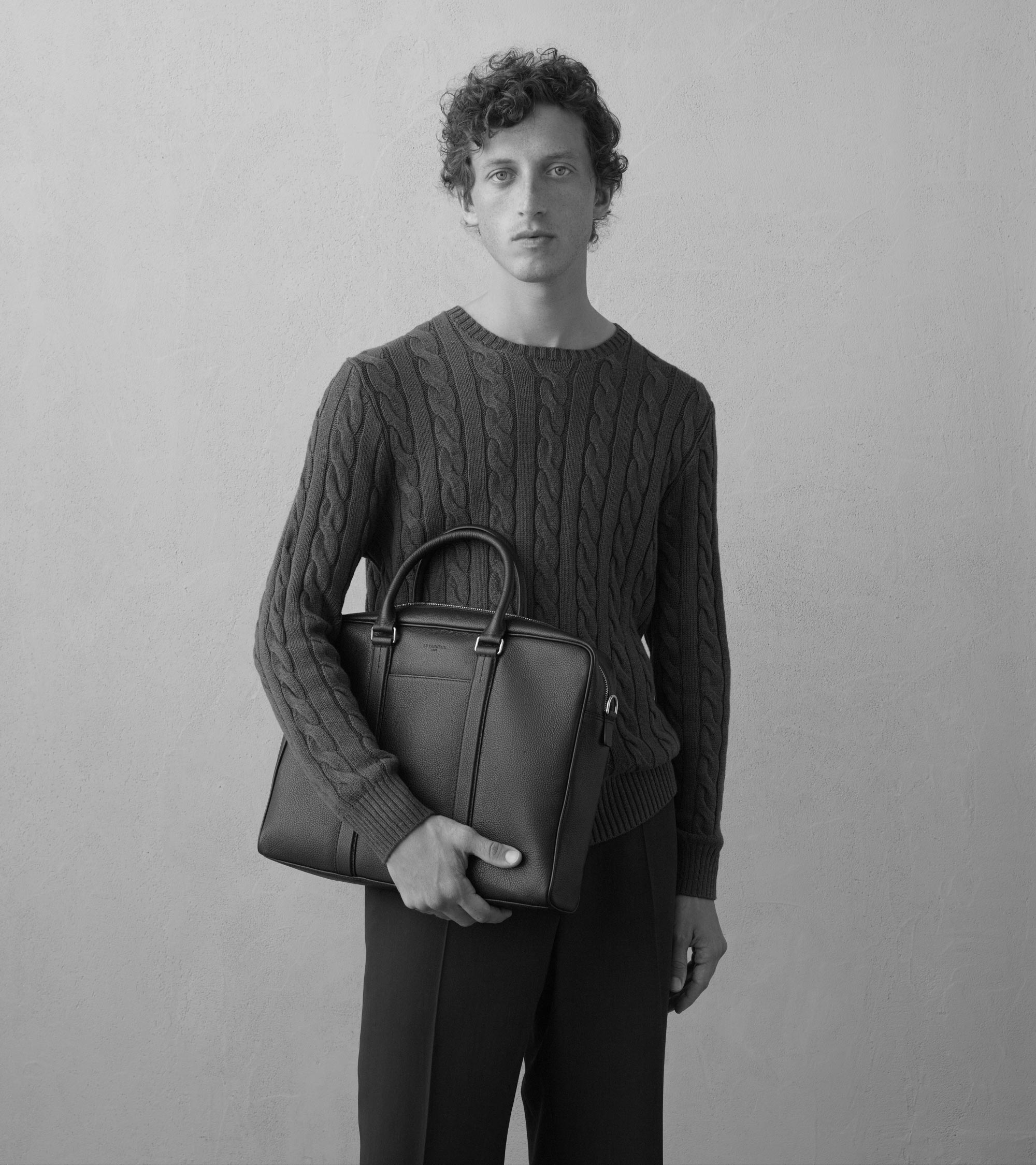 15" Charles Aktentasche aus genarbtem Leder mittleres Modell