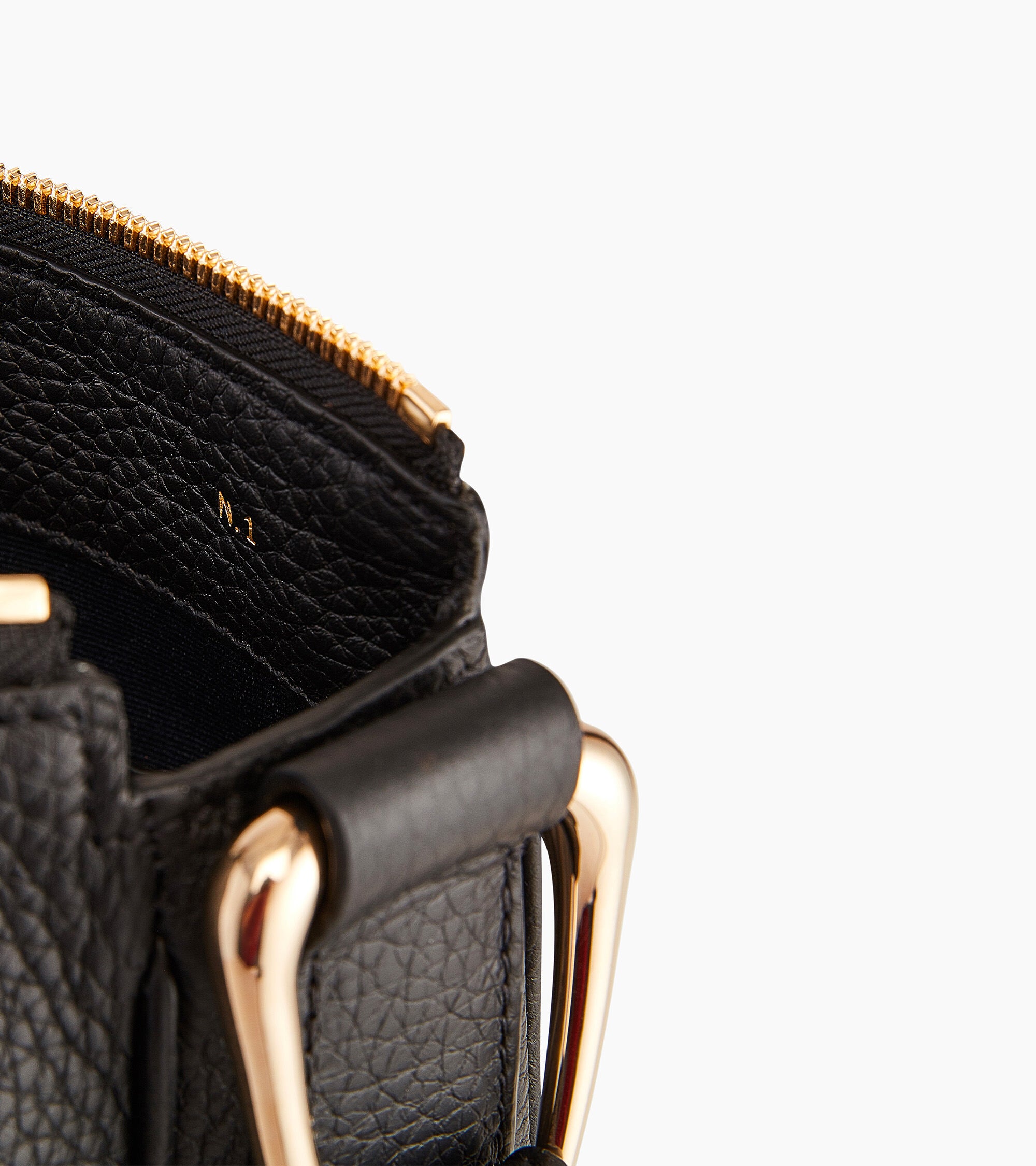 Mittelgroße Hobo-Tasche Madeleine aus genarbtem Kalbsleder