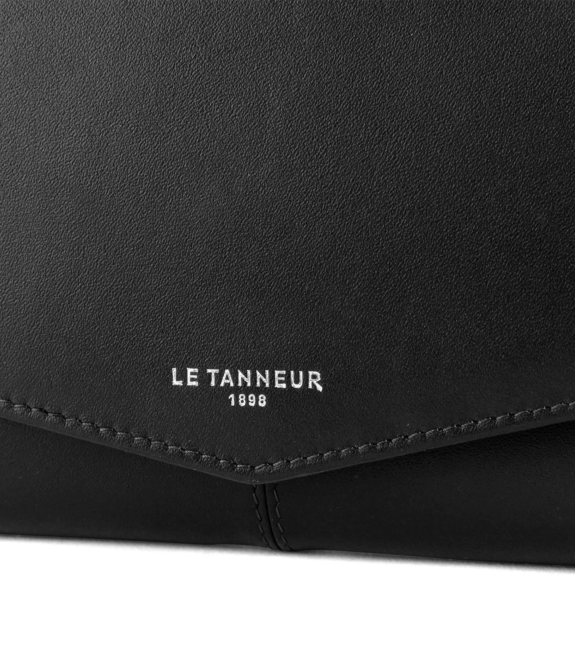 Mittelgroße Charlotte Geldbörse aus glattem Leder