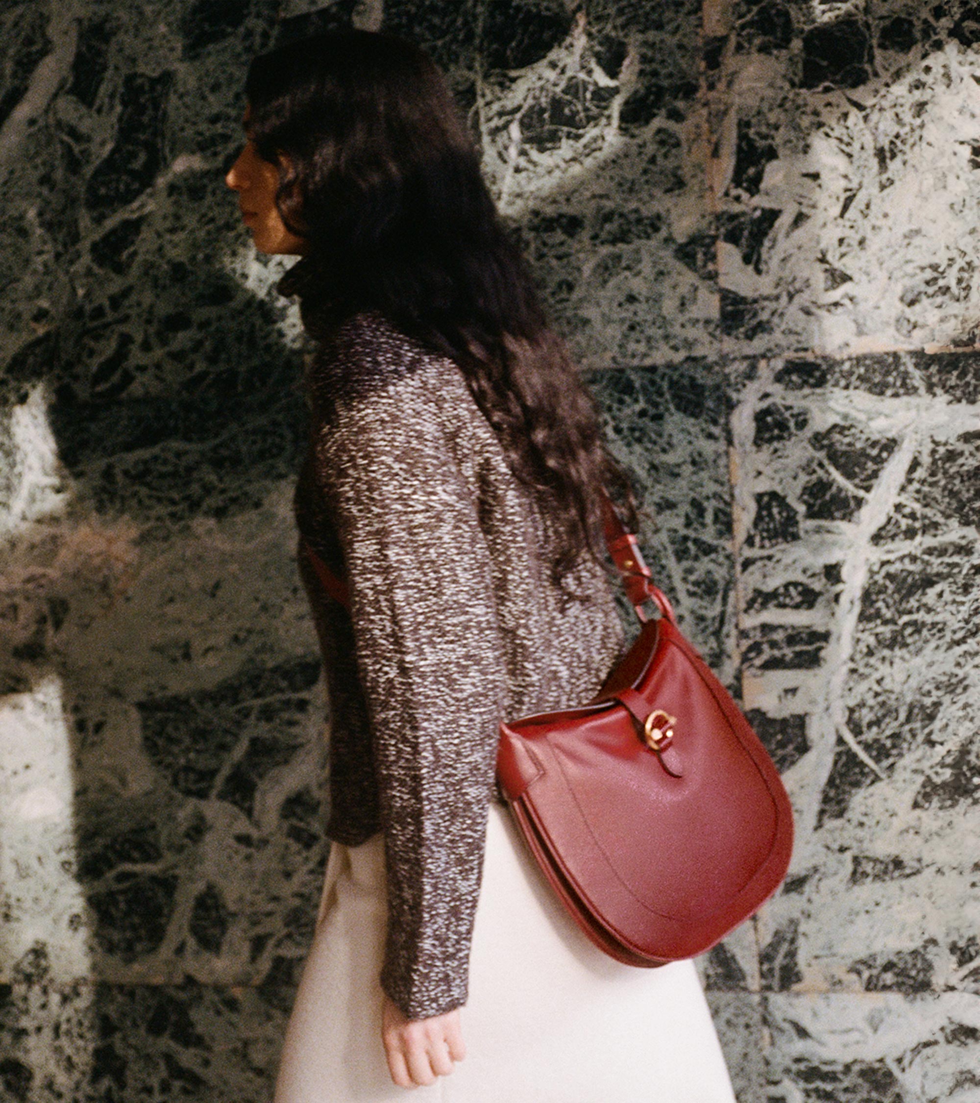 Große Umhängetasche Pia aus Glattleder