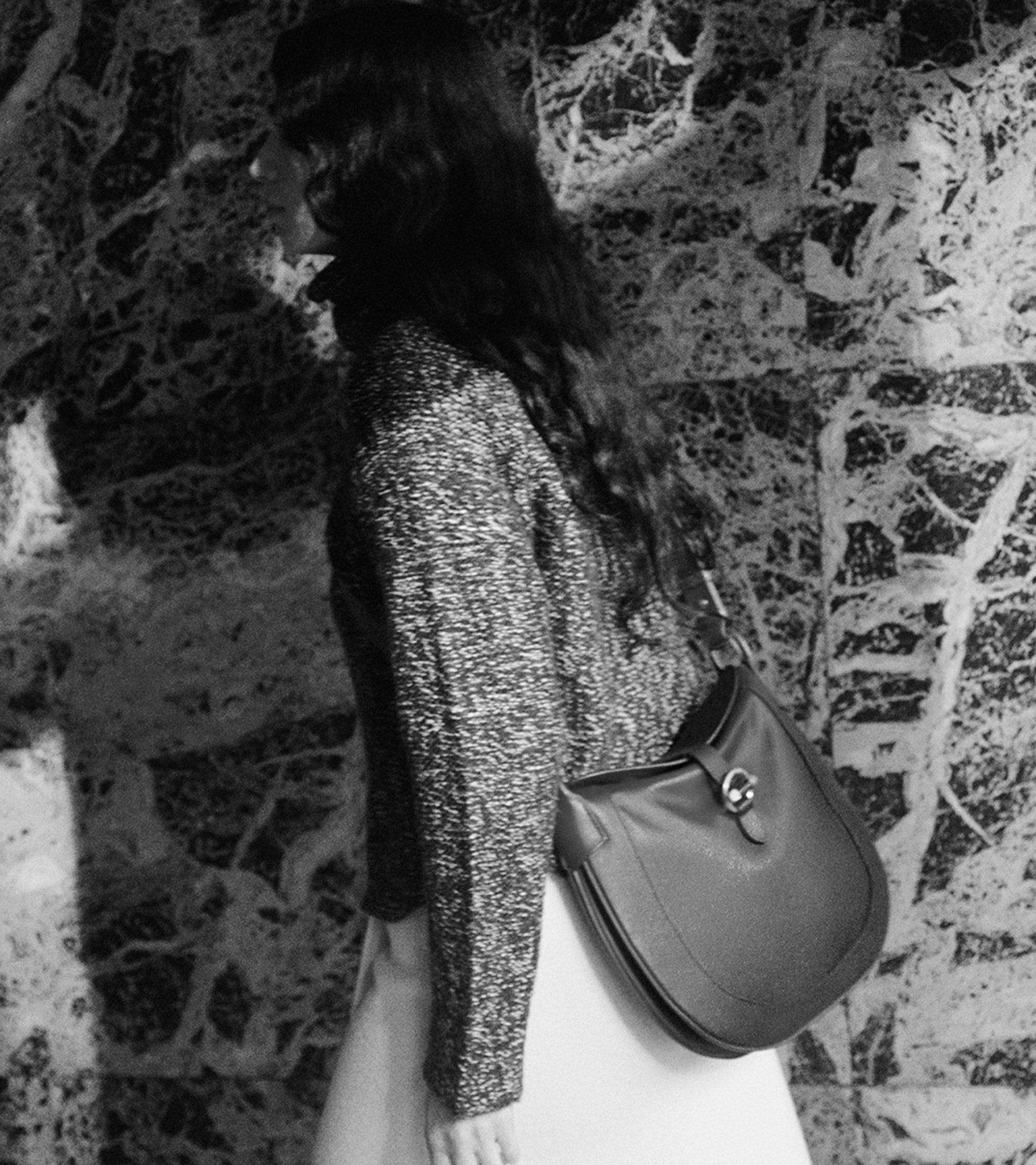 Große Umhängetasche Pia aus Glattleder