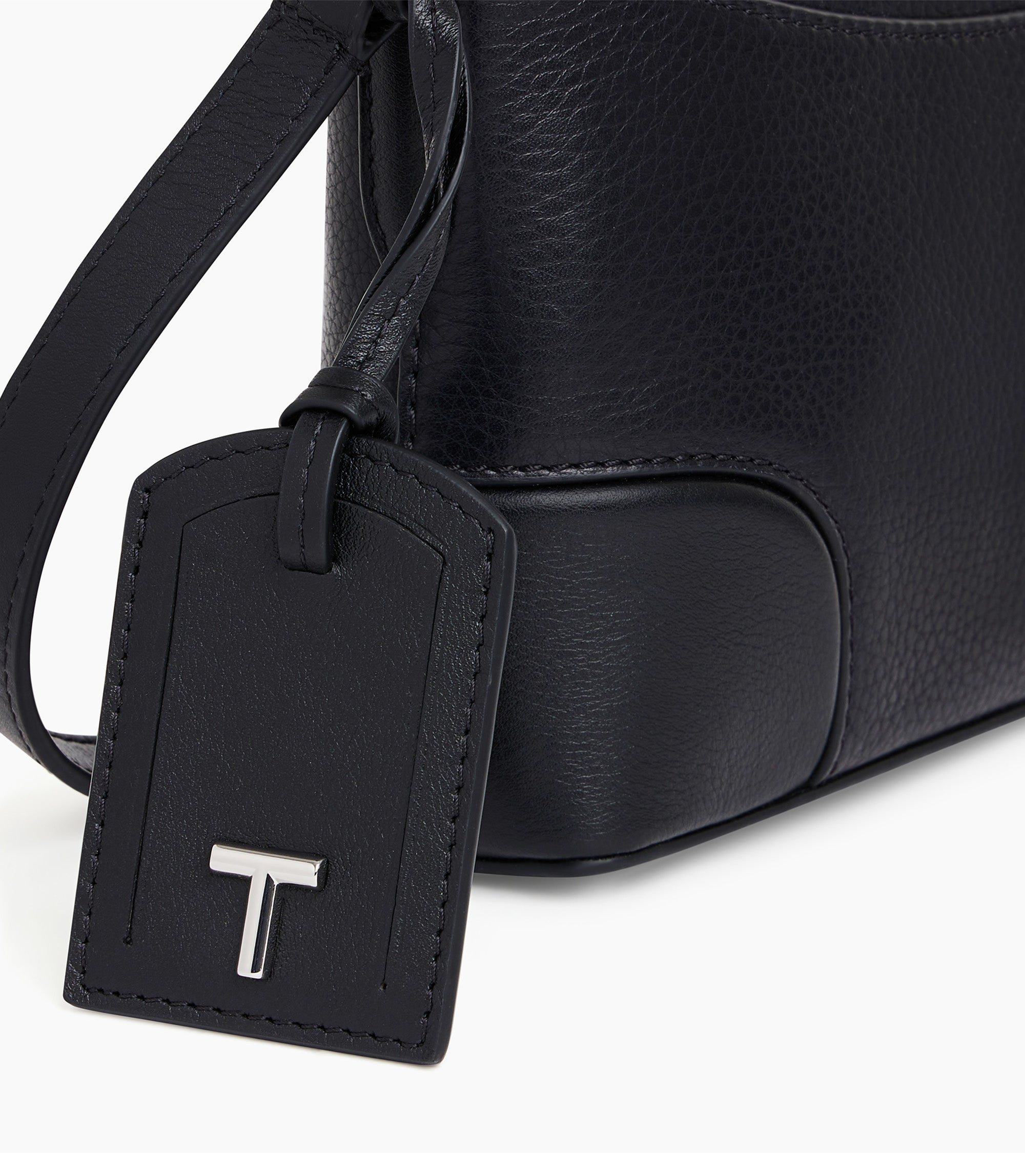 Kleine Umhängetasche Romy aus genarbtem Glattleder