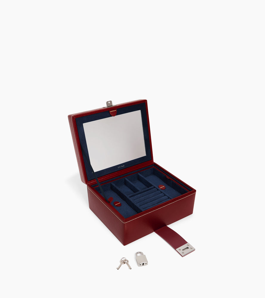 Medium jewelry box in leather
