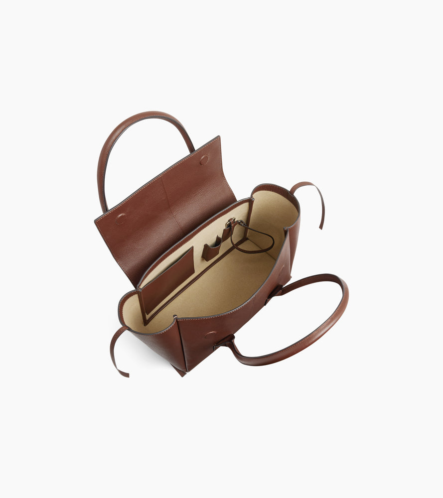 Mittelgroße Tragetasche Elena mit Umschlag, aus genarbtem Leder