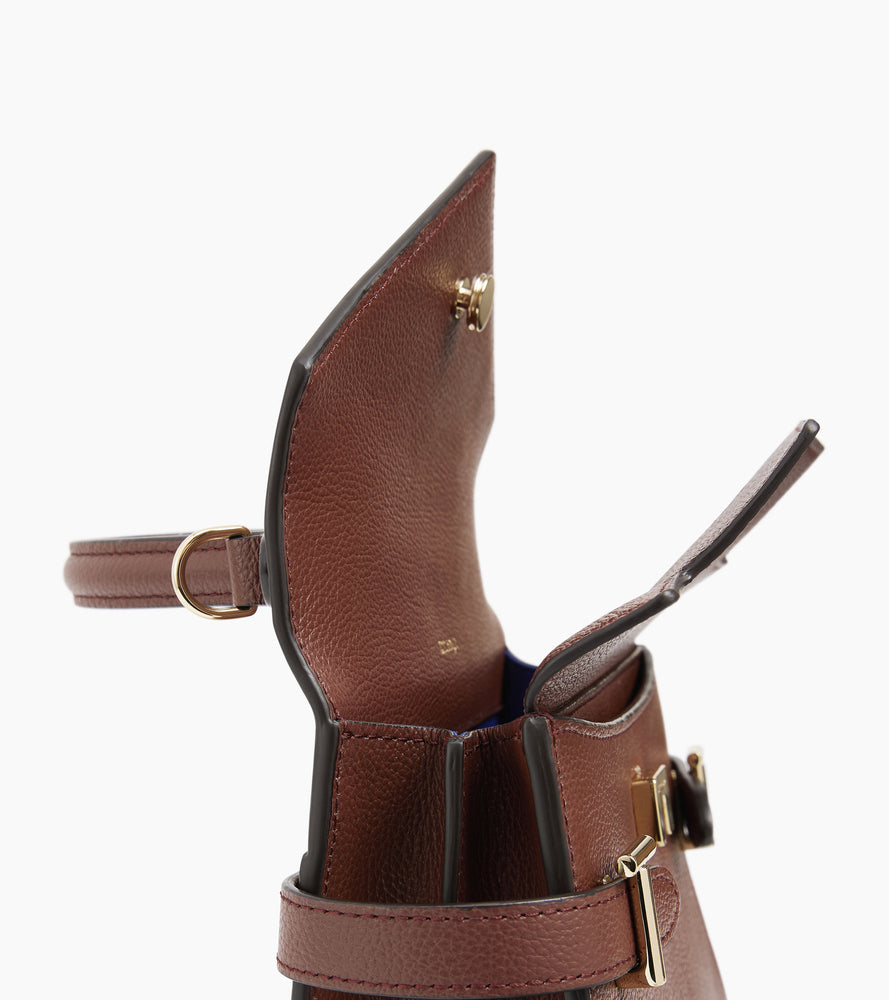 Kleine Handtasche Emilie aus genarbtem Leder mit Doppelklappe