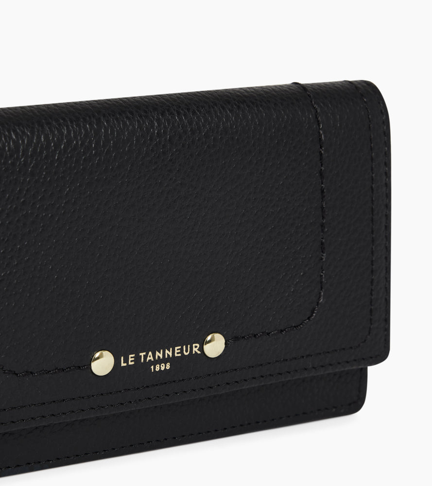 Kartenetui Ella aus genarbtem Leder mit Umschlag