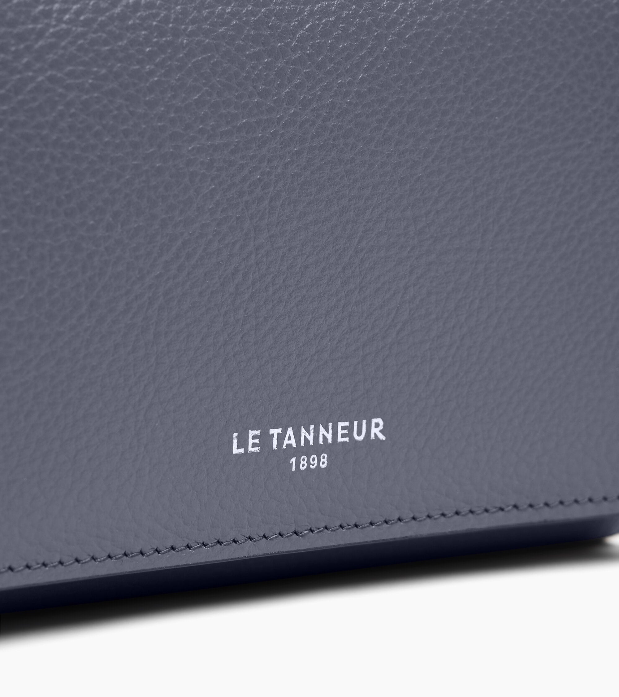Louison グレインレザー ミディアム フラップ付き 財布