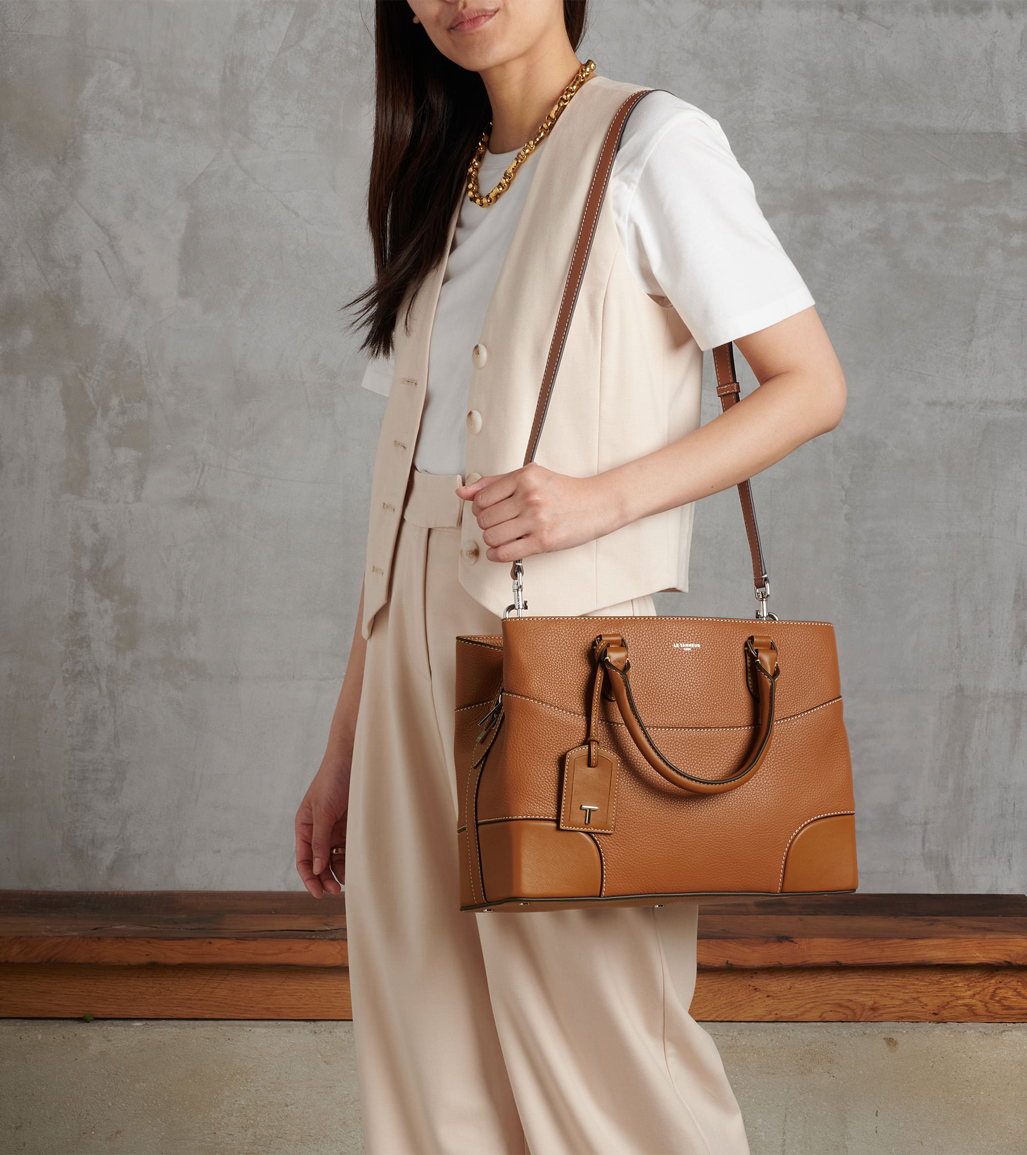Romy large smooth grained leather handbag