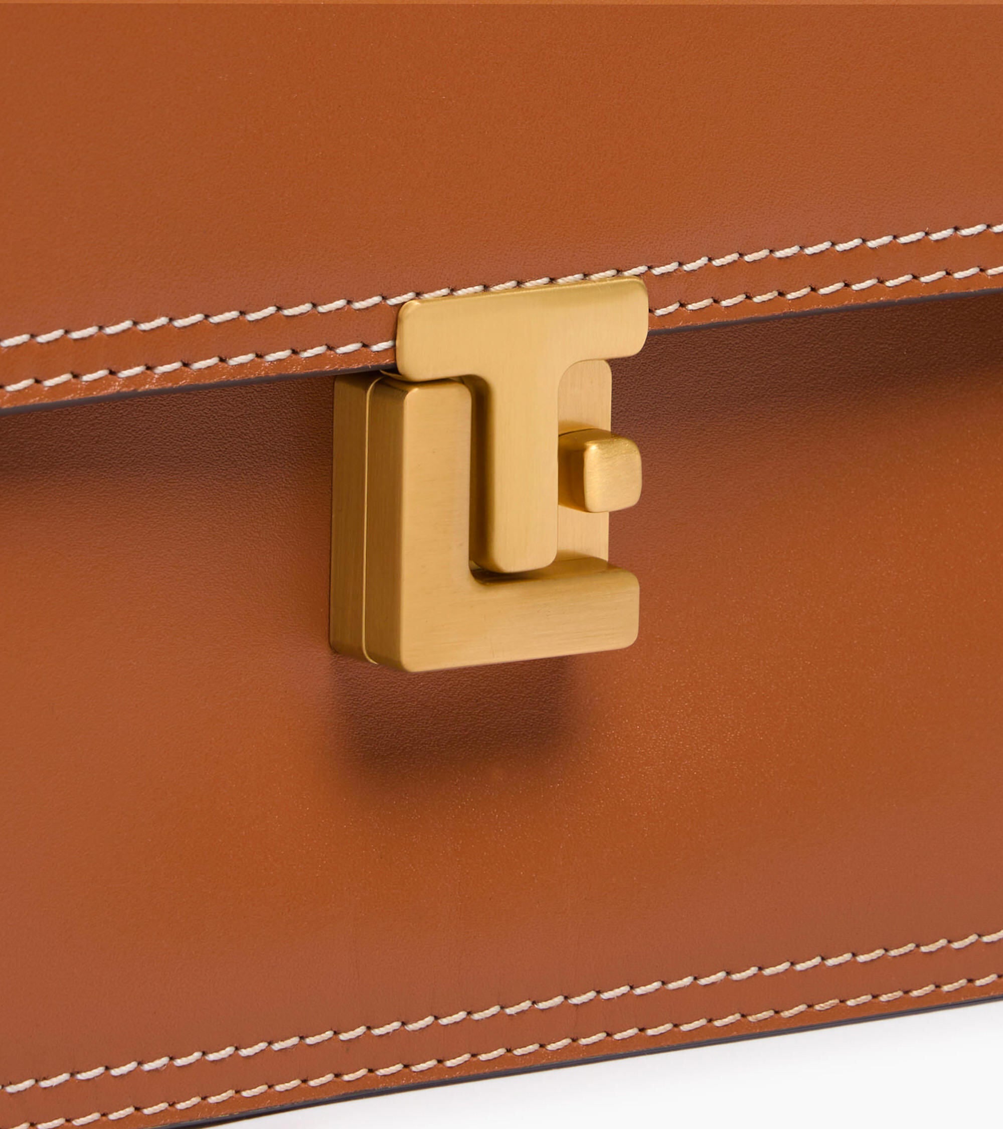 Rose medium smooth leather crossbody bag