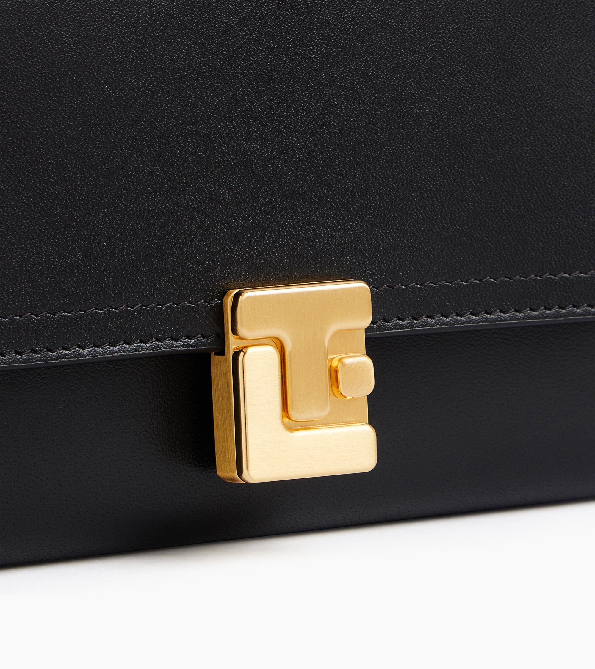 Rose large smooth leather wallet